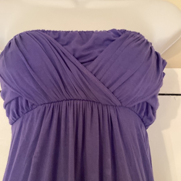 Lavender Strapless Dress. - Picture 3 of 4